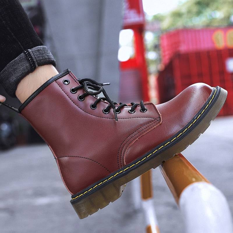 Retro Men's Leather Boots
